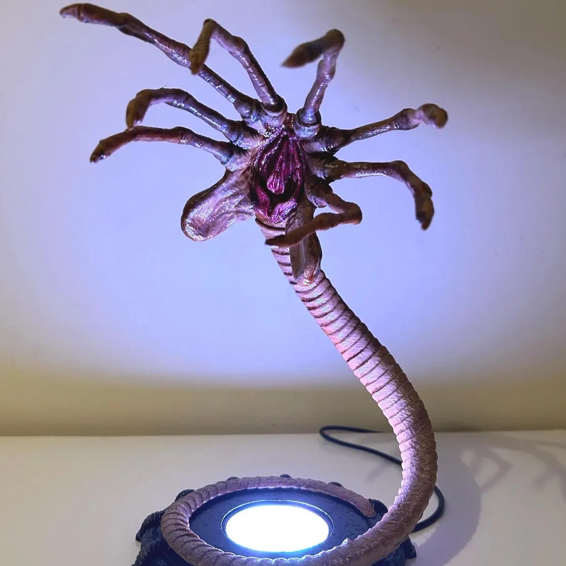 Alien Facehugger Lamp Nightlig - Home Lighting And Decor review and price